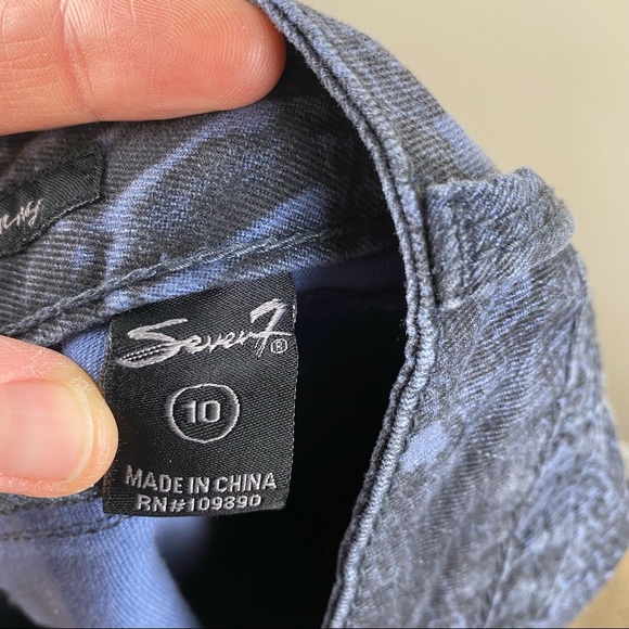 Seven7 snakeskin print jeans size 10 - Picture 6 of 6